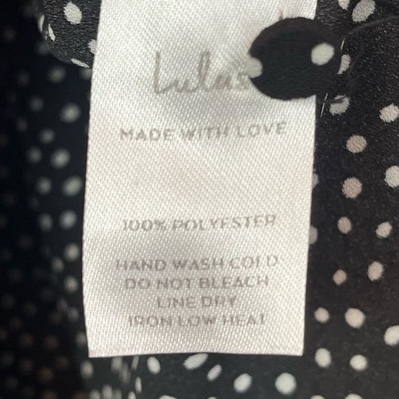 Lulu's "On the Spot" Chiffon Polka Dot Button Up V-Neck w Tie Long Sleeve Medium - Picture 9 of 16